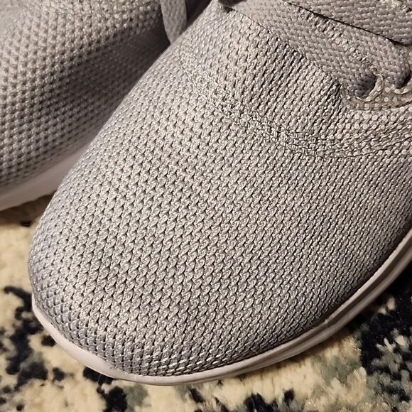 Athletic Works Women's Comfort Trainers - Picture 10 of 15